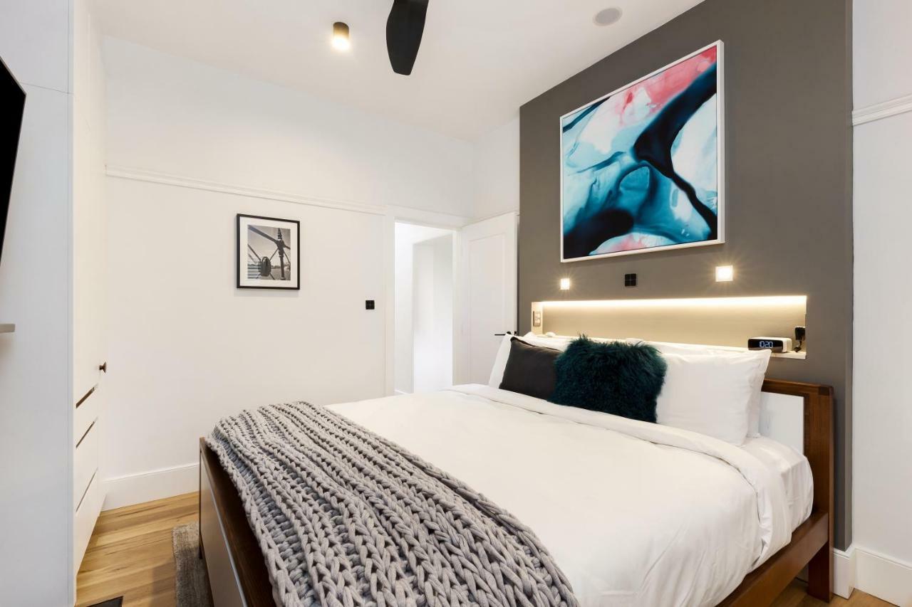 Luxury Barangaroo Apartments * Sydney