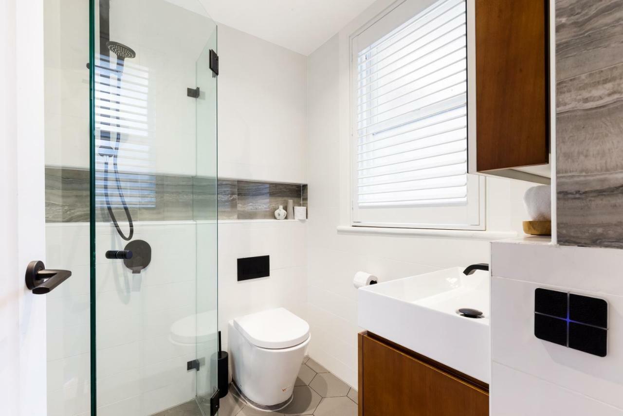 Luxury Barangaroo Apartments * Sydney