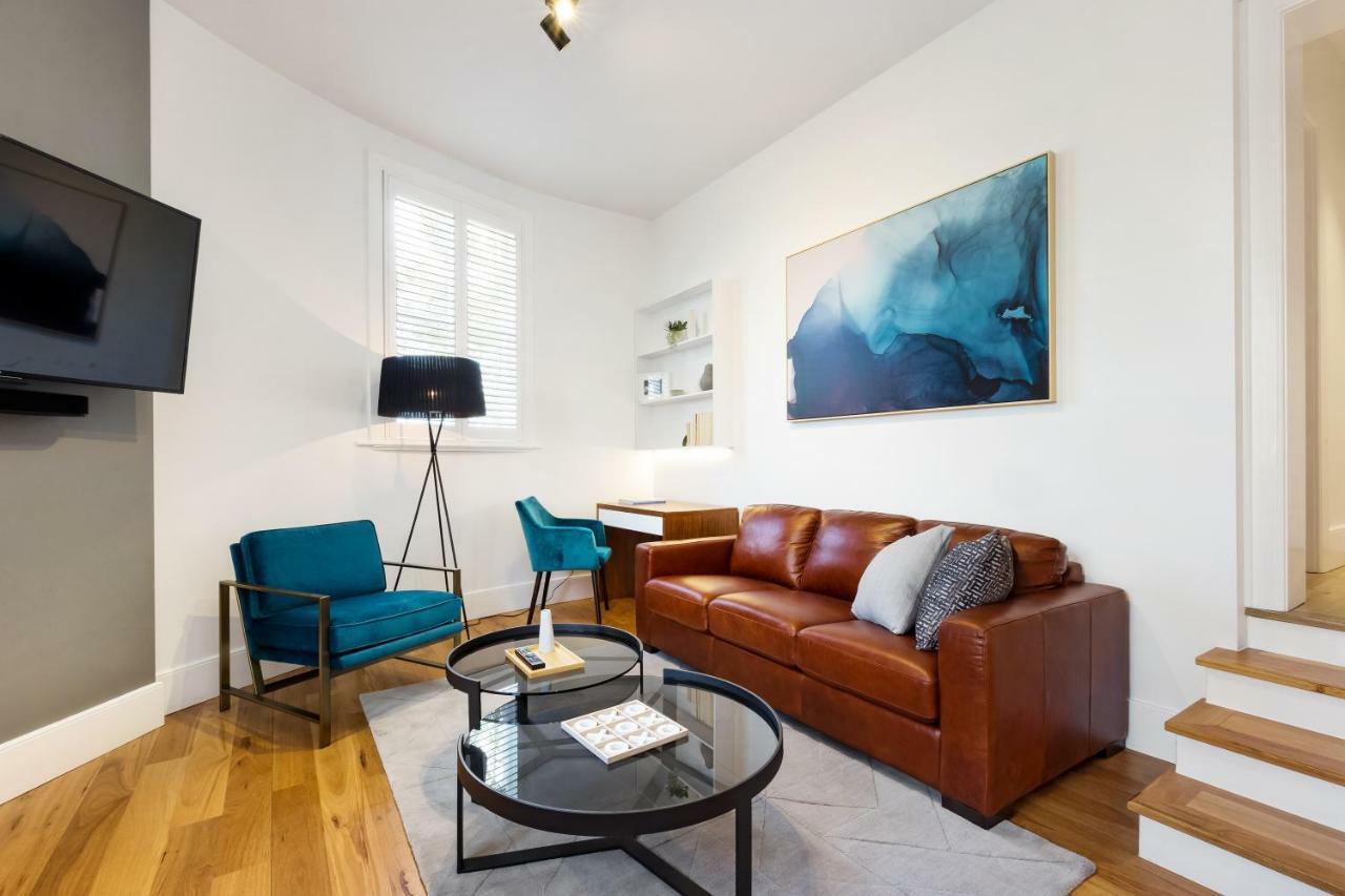 Luxury Barangaroo Apartments