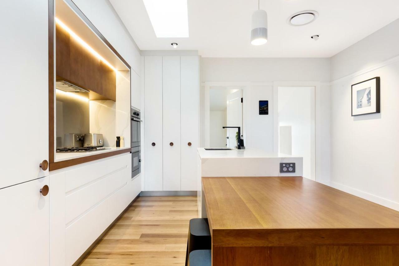 Luxury Barangaroo Apartments *